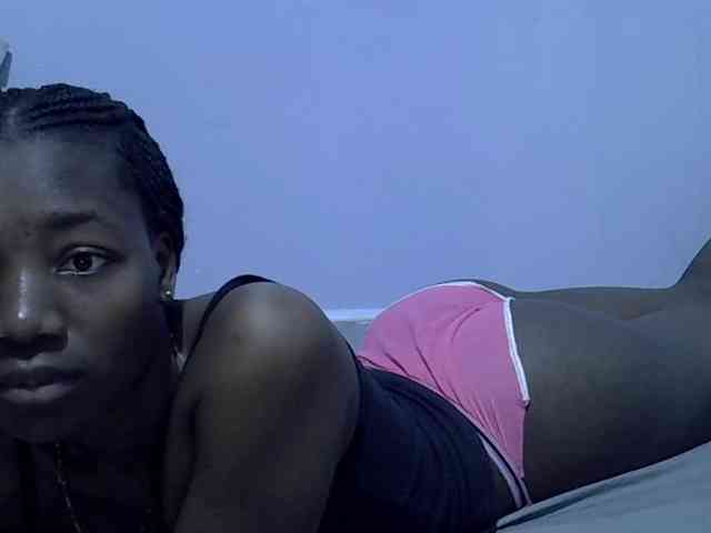 Sexydee14 webcam