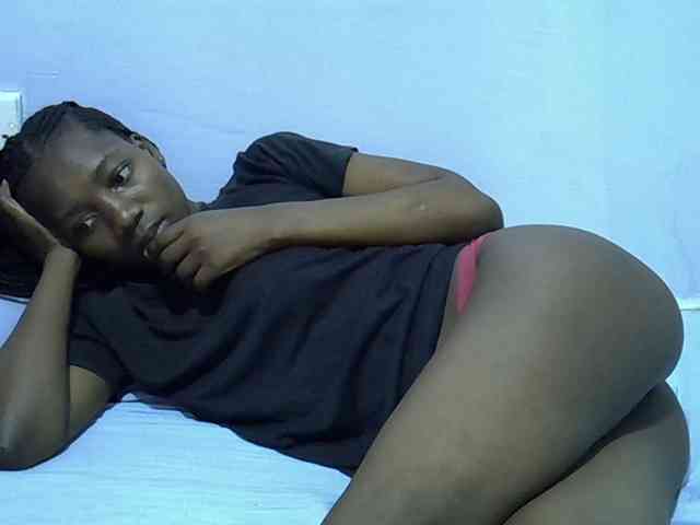 Sexydee14 webcam