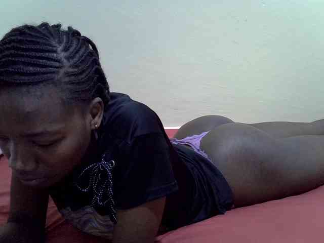 Sexydee14 Live Webcam on BongaCams