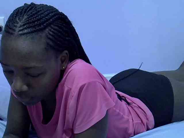 Sexydee14 webcam