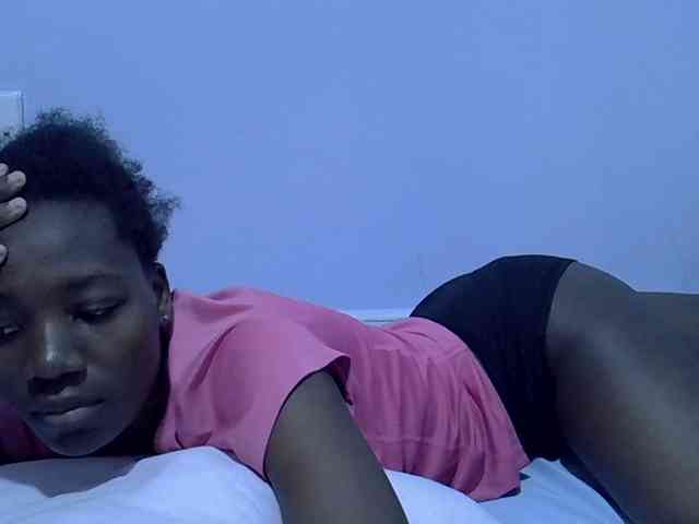 Sexydee14 webcam