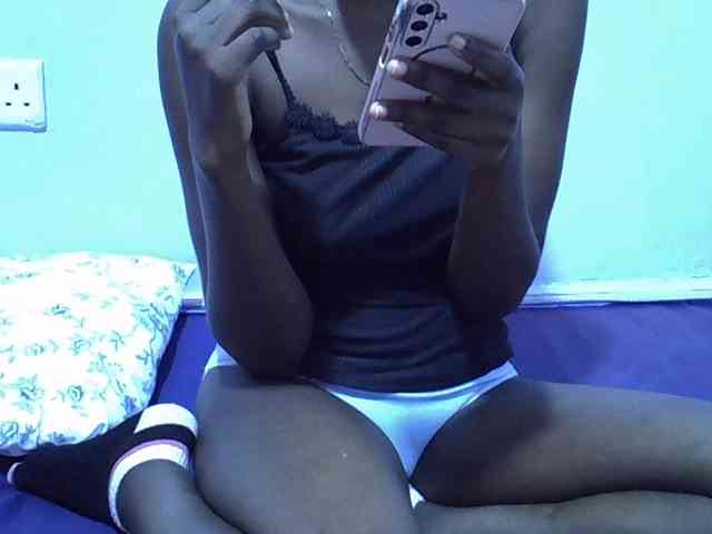 Sexydee14 webcam