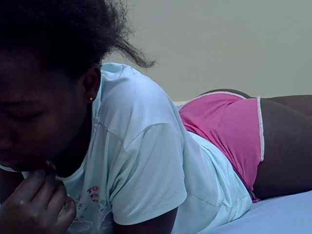Sexydee14 webcam