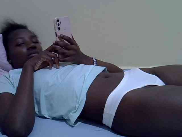 Sexydee14 webcam