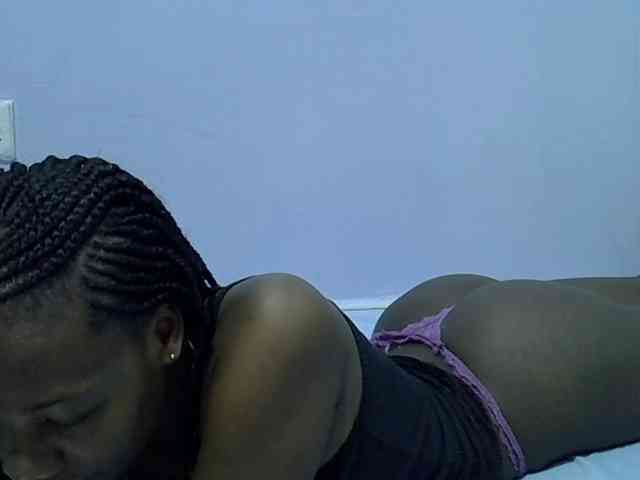 Sexydee14 webcam