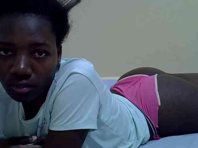 Sexydee14 webcam