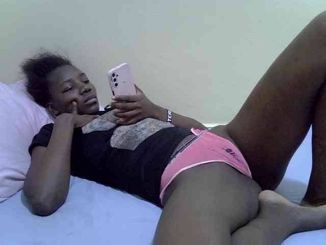 Sexydee14 webcam