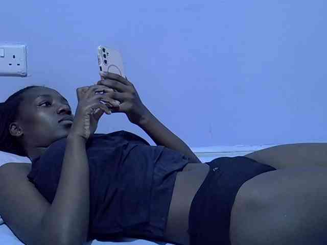 Sexydee14 webcam