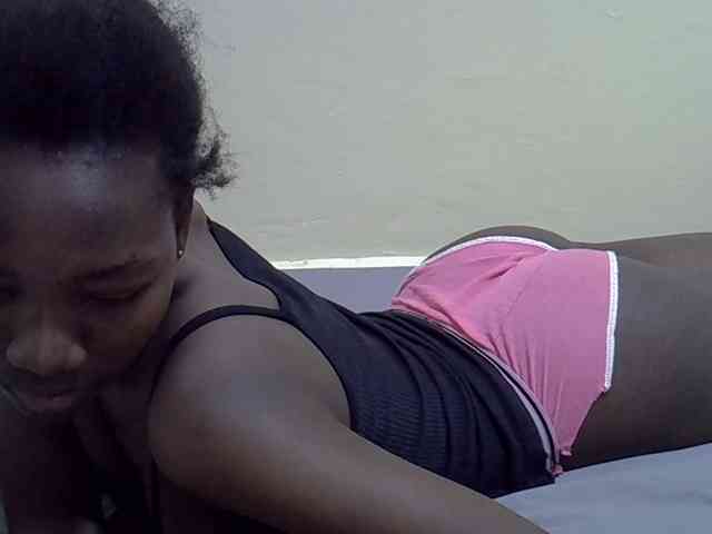 Sexydee14 webcam