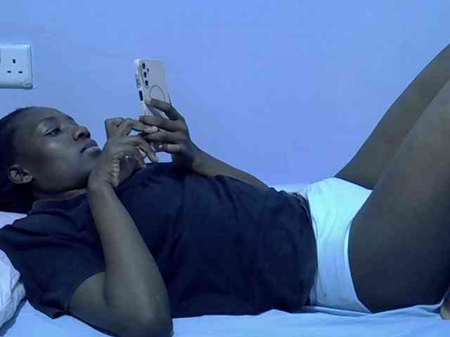 Sexydee14 webcam