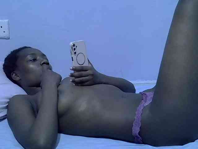 Sexydee14 webcam