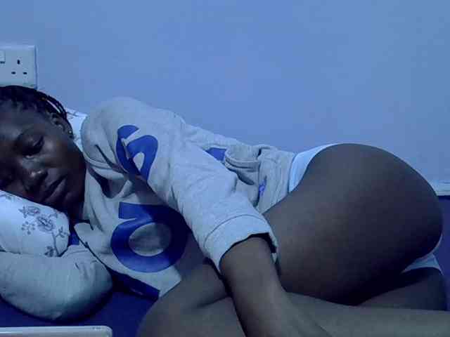 Sexydee14 webcam