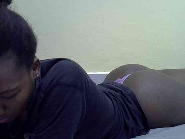Sexydee14 webcam