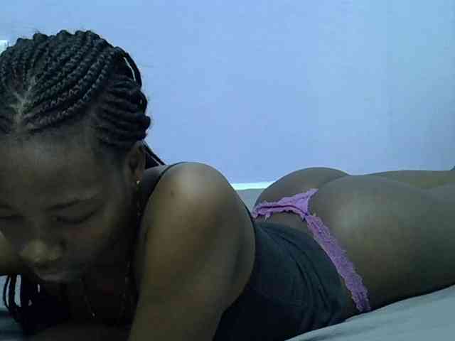 Sexydee14 webcam