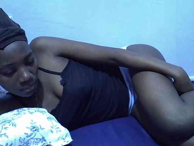 Sexydee14 webcam