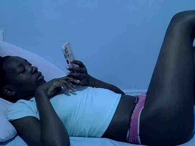 Sexydee14 webcam