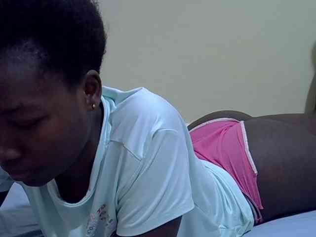 Sexydee14 webcam