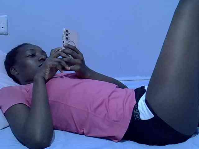 Sexydee14 webcam