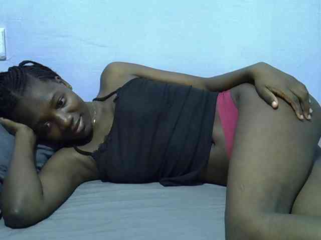 Sexydee14 webcam