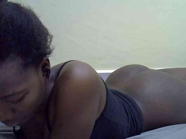 Sexydee14 webcam