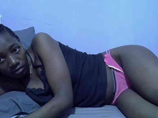 Sexydee14 webcam