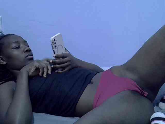 Sexydee14 webcam