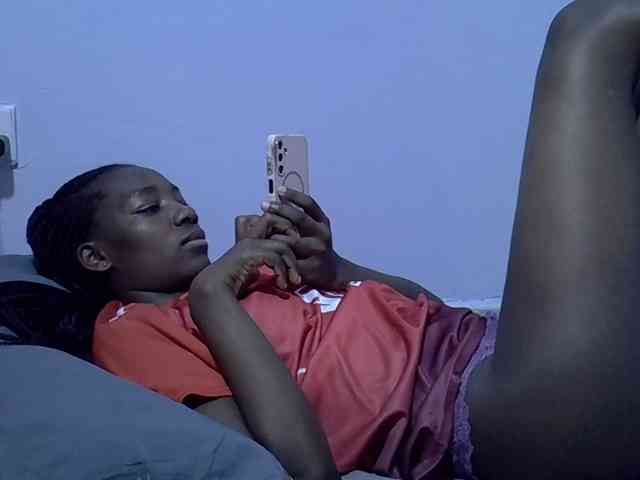 Sexydee14 webcam