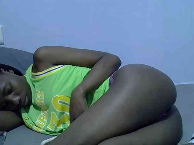 Sexydee14 webcam