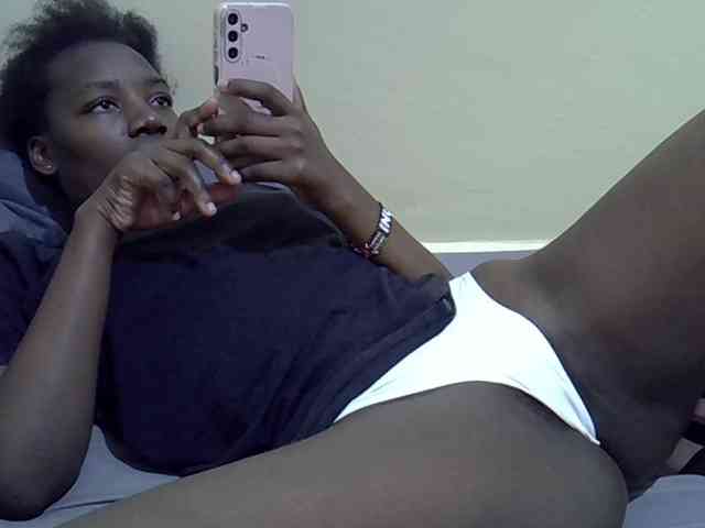 Sexydee14 webcam
