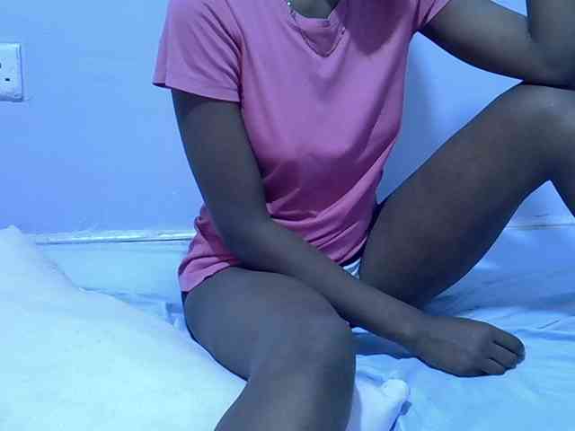 Sexydee14 webcam