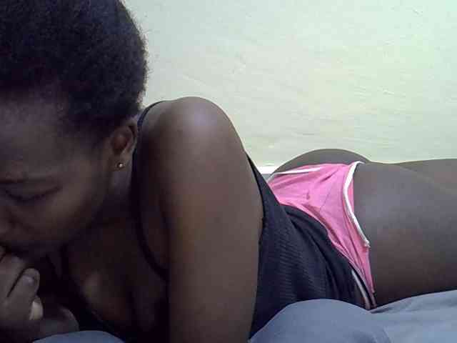 Sexydee14 webcam