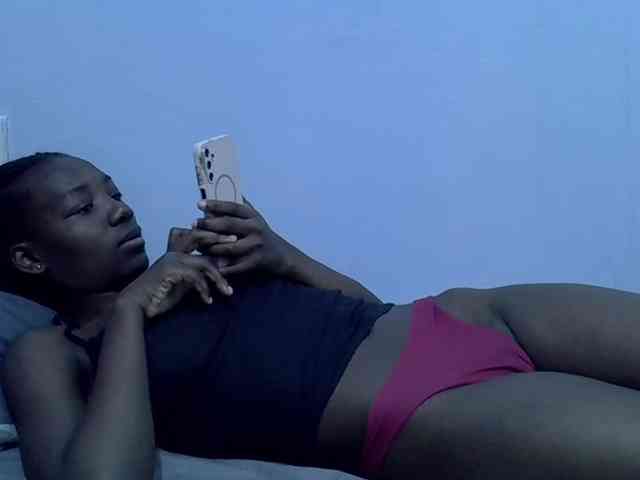Sexydee14 webcam