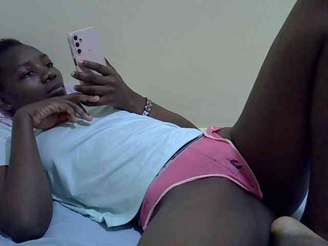 Sexydee14 webcam