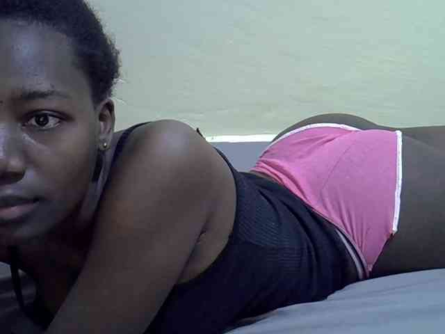 Sexydee14 webcam