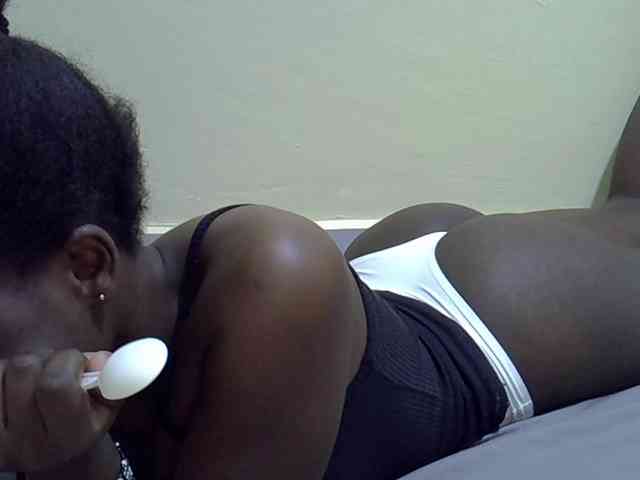 Sexydee14 webcam