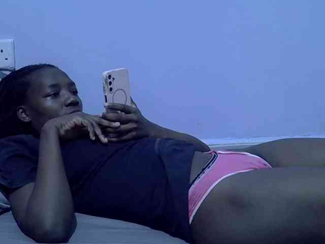 Sexydee14 webcam