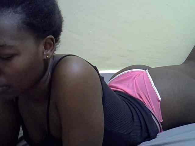 Sexydee14 webcam