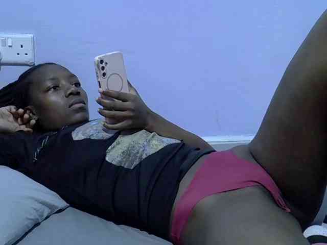 Sexydee14 webcam