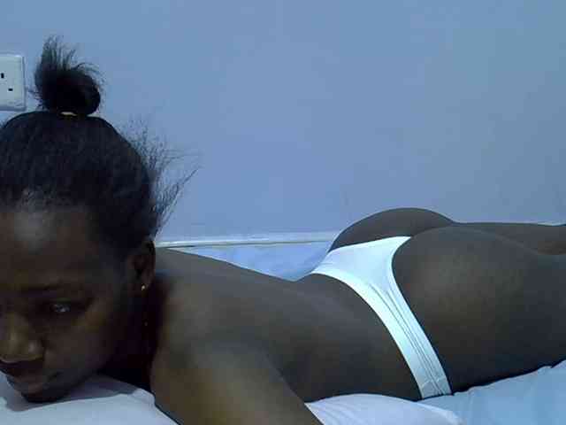 Sexydee14 webcam