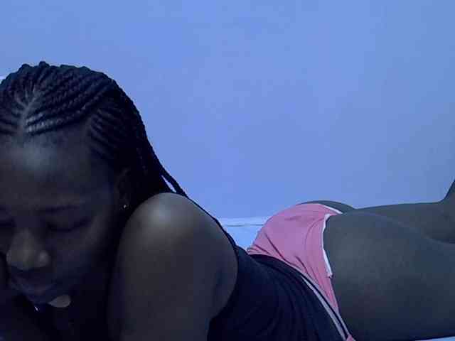 Sexydee14 webcam