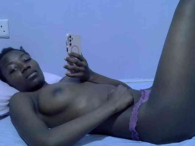 Sexydee14 webcam