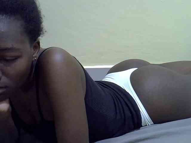 Sexydee14 webcam