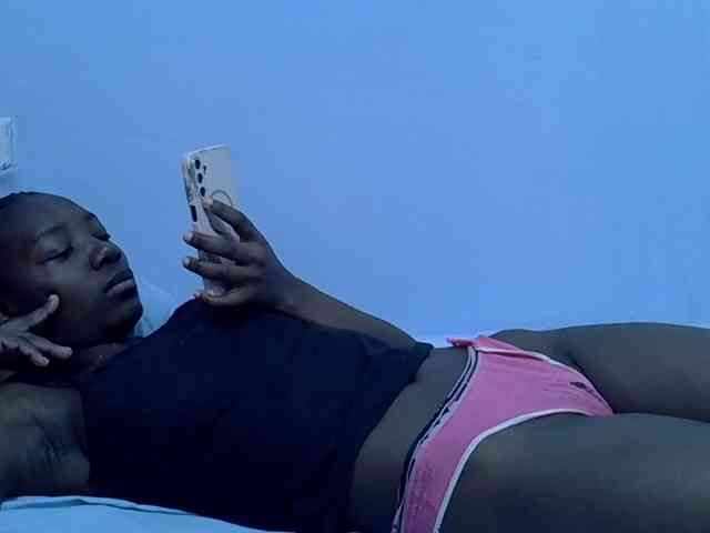 Sexydee14 webcam