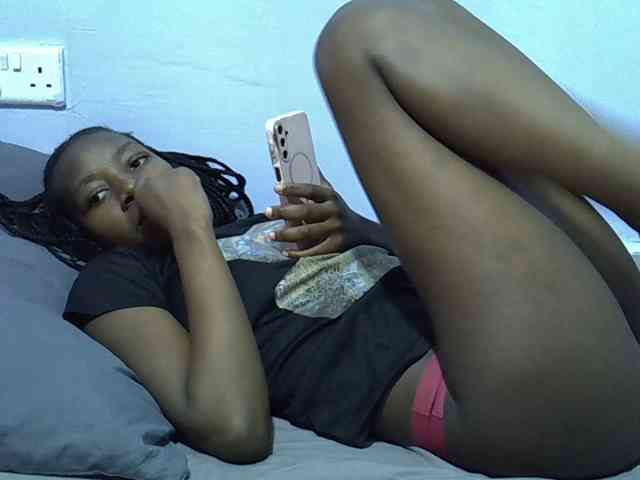Sexydee14 webcam