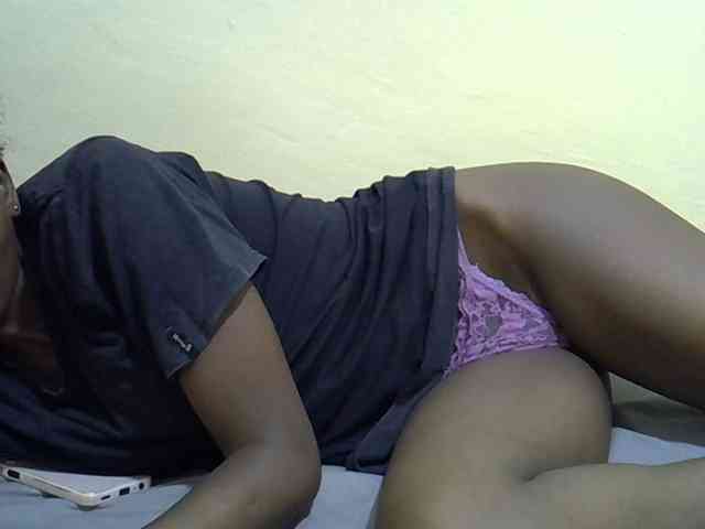 Sexydee14 webcam