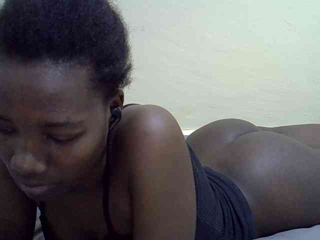 Sexydee14 webcam