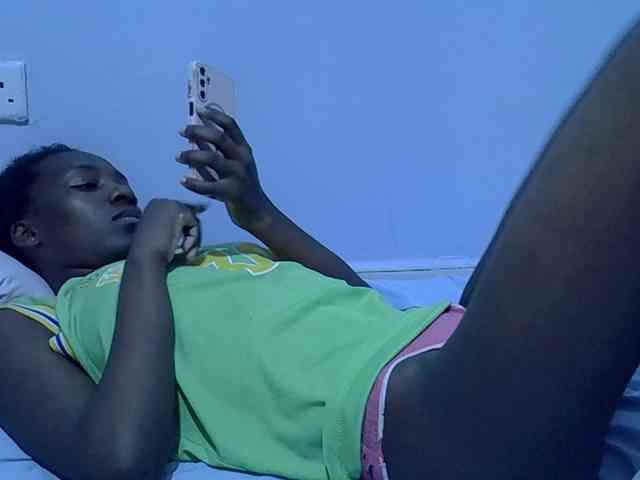 Sexydee14 webcam