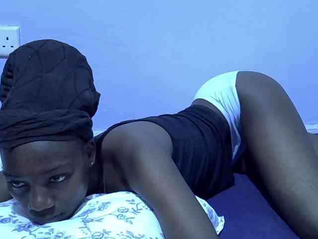 Sexydee14 webcam