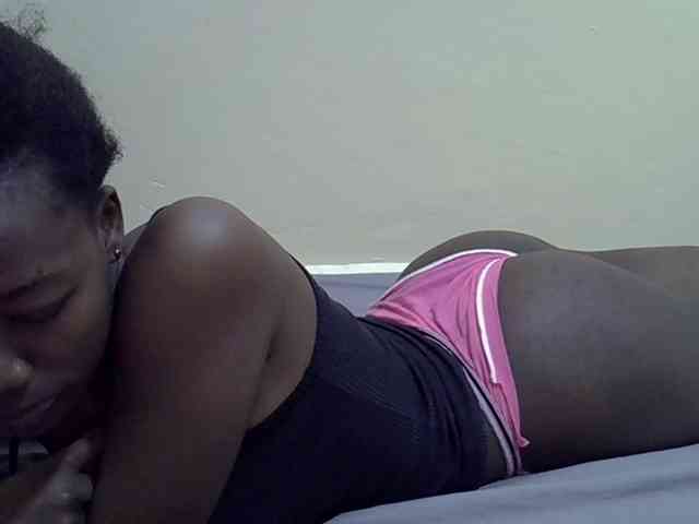 Sexydee14 webcam