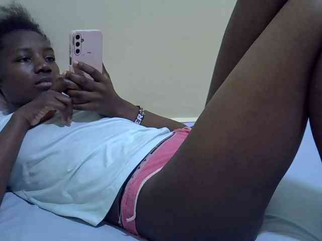 Sexydee14 webcam
